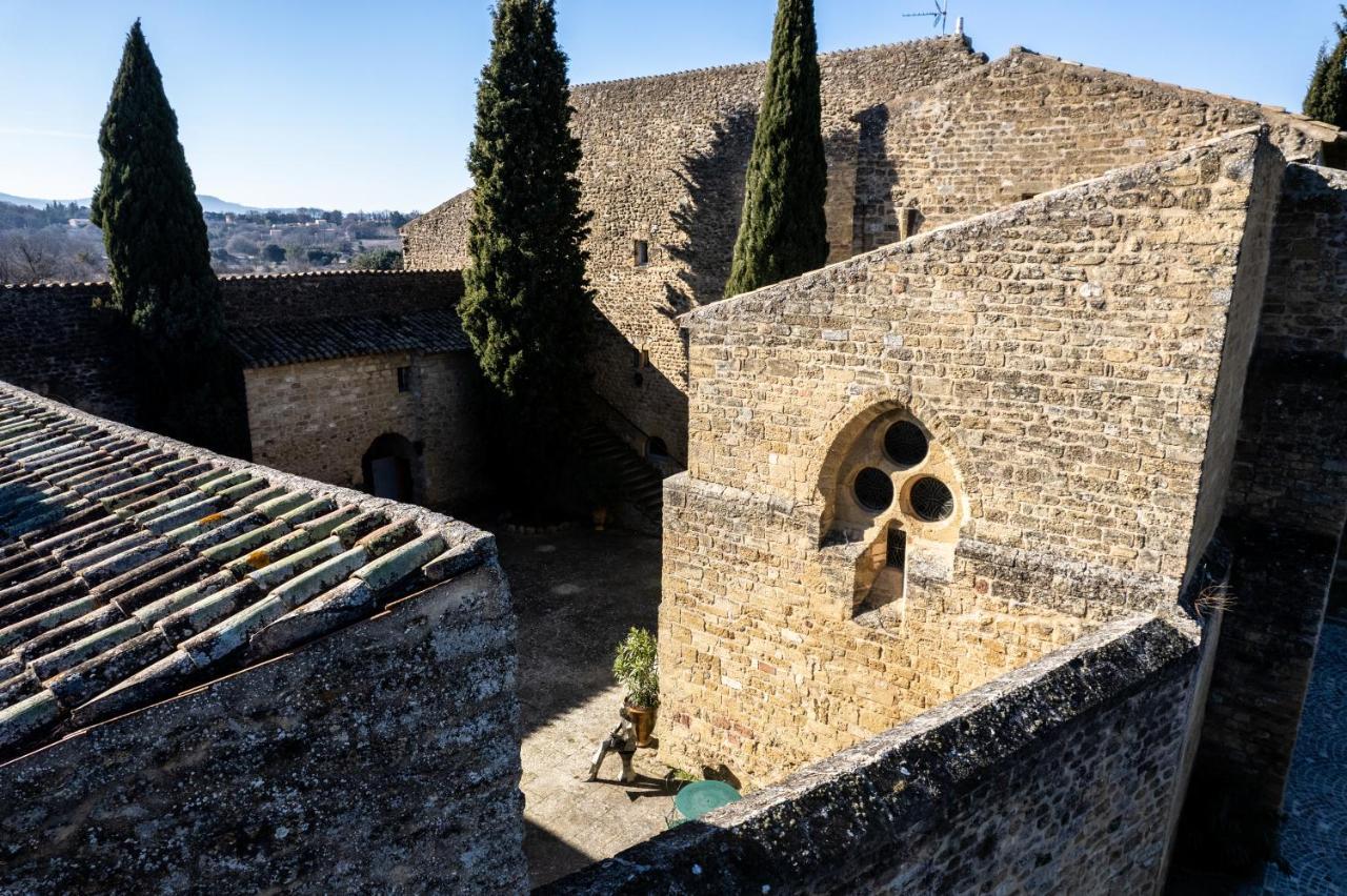 Chateau Saint-Pierre De Mejans Puyvert Экстерьер фото