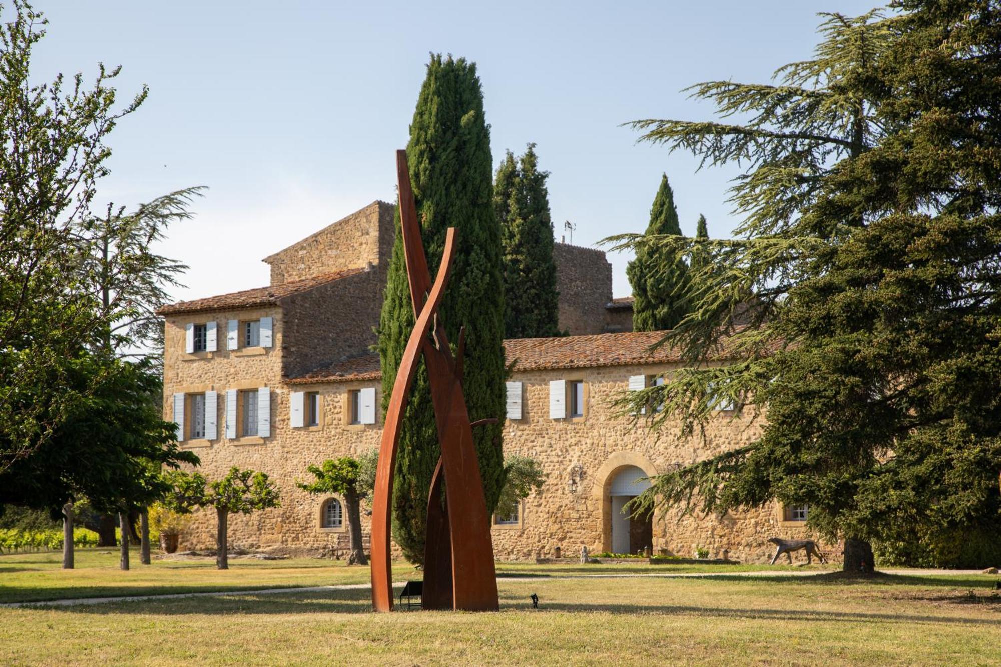 Chateau Saint-Pierre De Mejans Puyvert Экстерьер фото